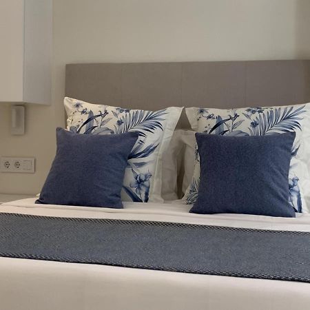 Sitges Spaces Oasis Suites- 4 Bedroom, 4 Ensuite Bathrooms, Terrace, Pool, Sitges Centre Ngoại thất bức ảnh