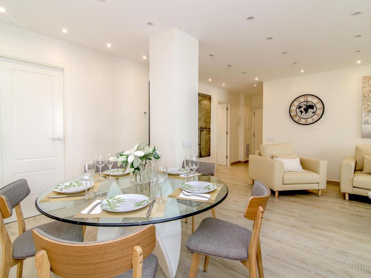 Sitges Spaces Oasis Suites- 4 Bedroom, 4 Ensuite Bathrooms, Terrace, Pool, Sitges Centre Ngoại thất bức ảnh