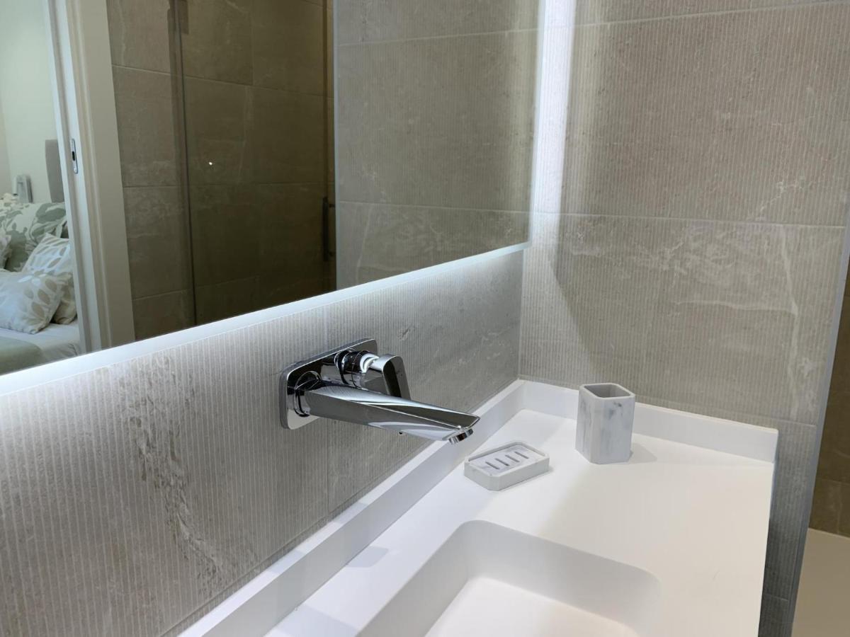 Sitges Spaces Oasis Suites- 4 Bedroom, 4 Ensuite Bathrooms, Terrace, Pool, Sitges Centre Ngoại thất bức ảnh
