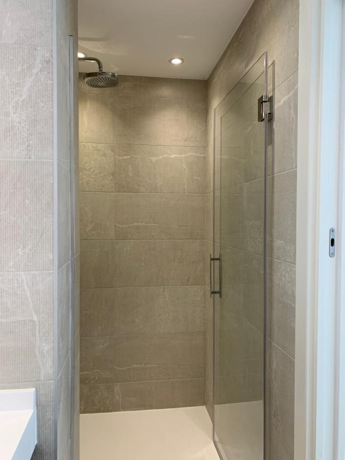 Sitges Spaces Oasis Suites- 4 Bedroom, 4 Ensuite Bathrooms, Terrace, Pool, Sitges Centre Ngoại thất bức ảnh