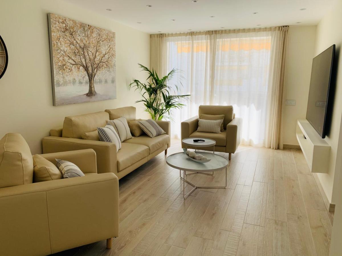 Sitges Spaces Oasis Suites- 4 Bedroom, 4 Ensuite Bathrooms, Terrace, Pool, Sitges Centre Ngoại thất bức ảnh