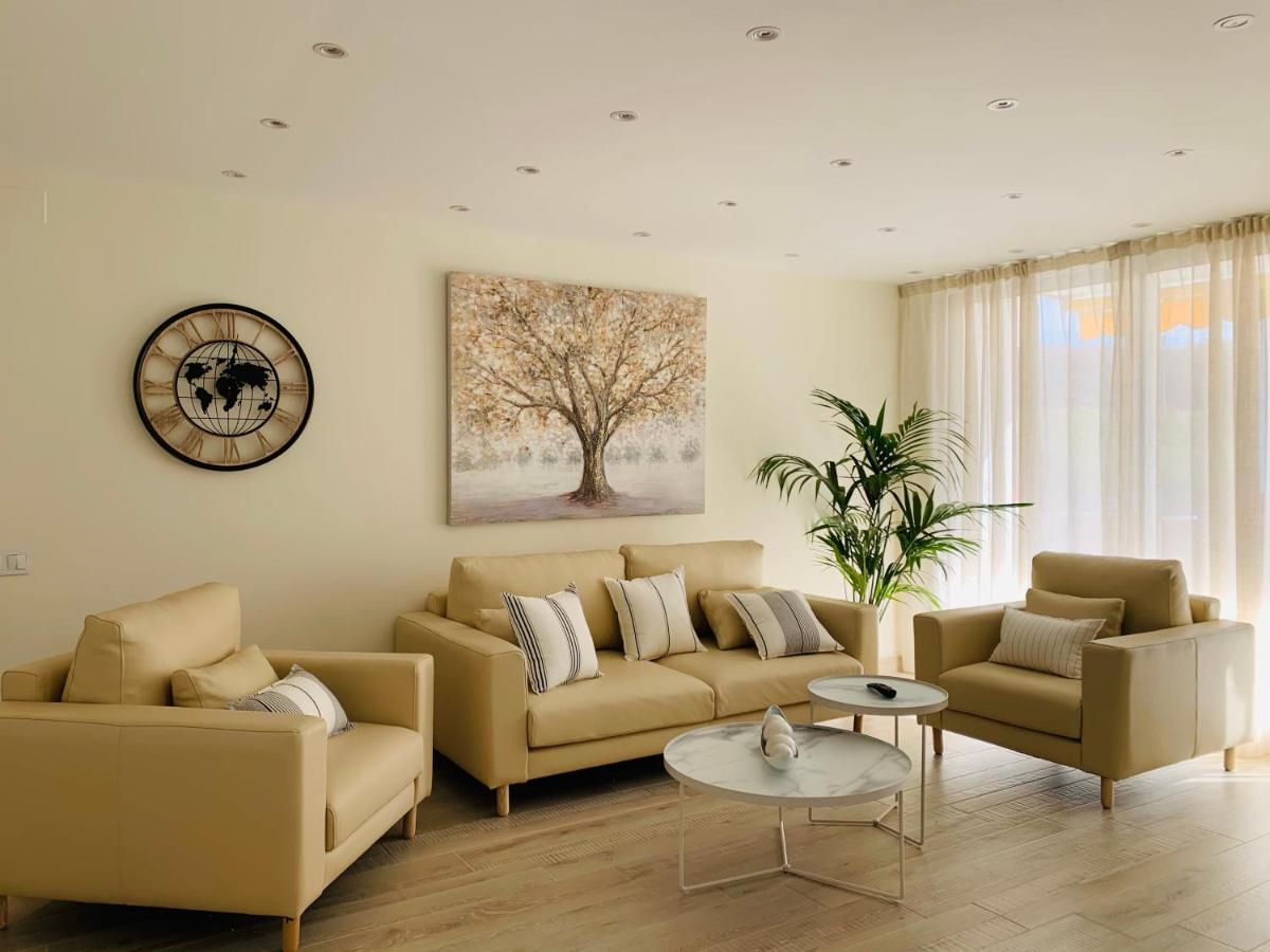 Sitges Spaces Oasis Suites- 4 Bedroom, 4 Ensuite Bathrooms, Terrace, Pool, Sitges Centre Ngoại thất bức ảnh