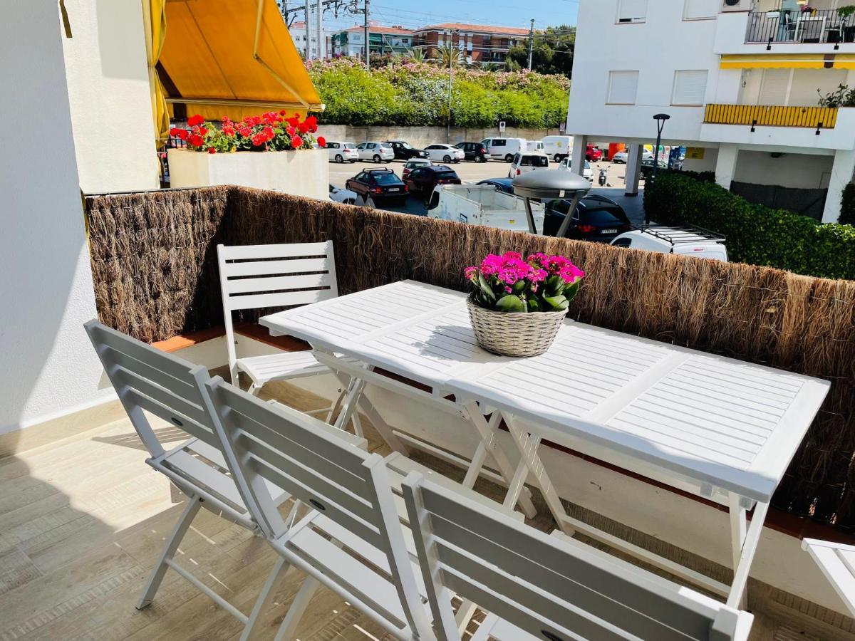 Sitges Spaces Oasis Suites- 4 Bedroom, 4 Ensuite Bathrooms, Terrace, Pool, Sitges Centre Ngoại thất bức ảnh